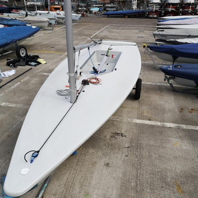 laser model yachts for sale